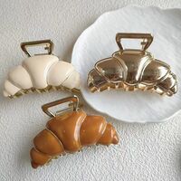 Заколка-крабик для волос "Круассан"