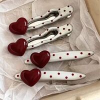 Заколка для волос "Вишня"